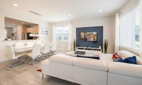 Luxury Contemporary Style Villa on Encore Resort at Reunion, Orlando Villa 4435, Orlando